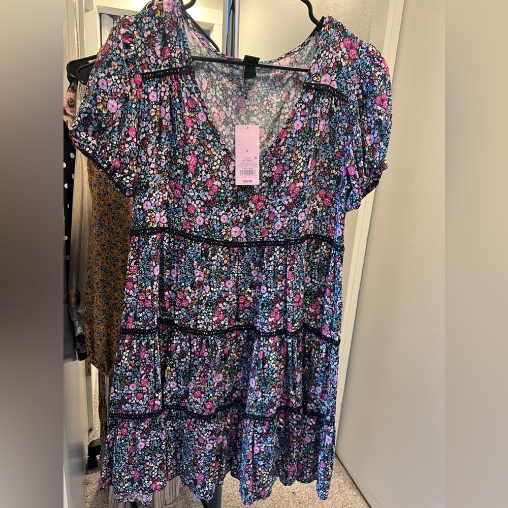 Short sleeve floral dress